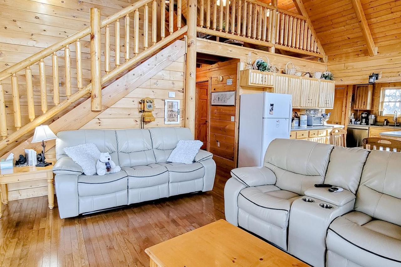 Lazy Bear Lodge Sevierville Exteriör bild