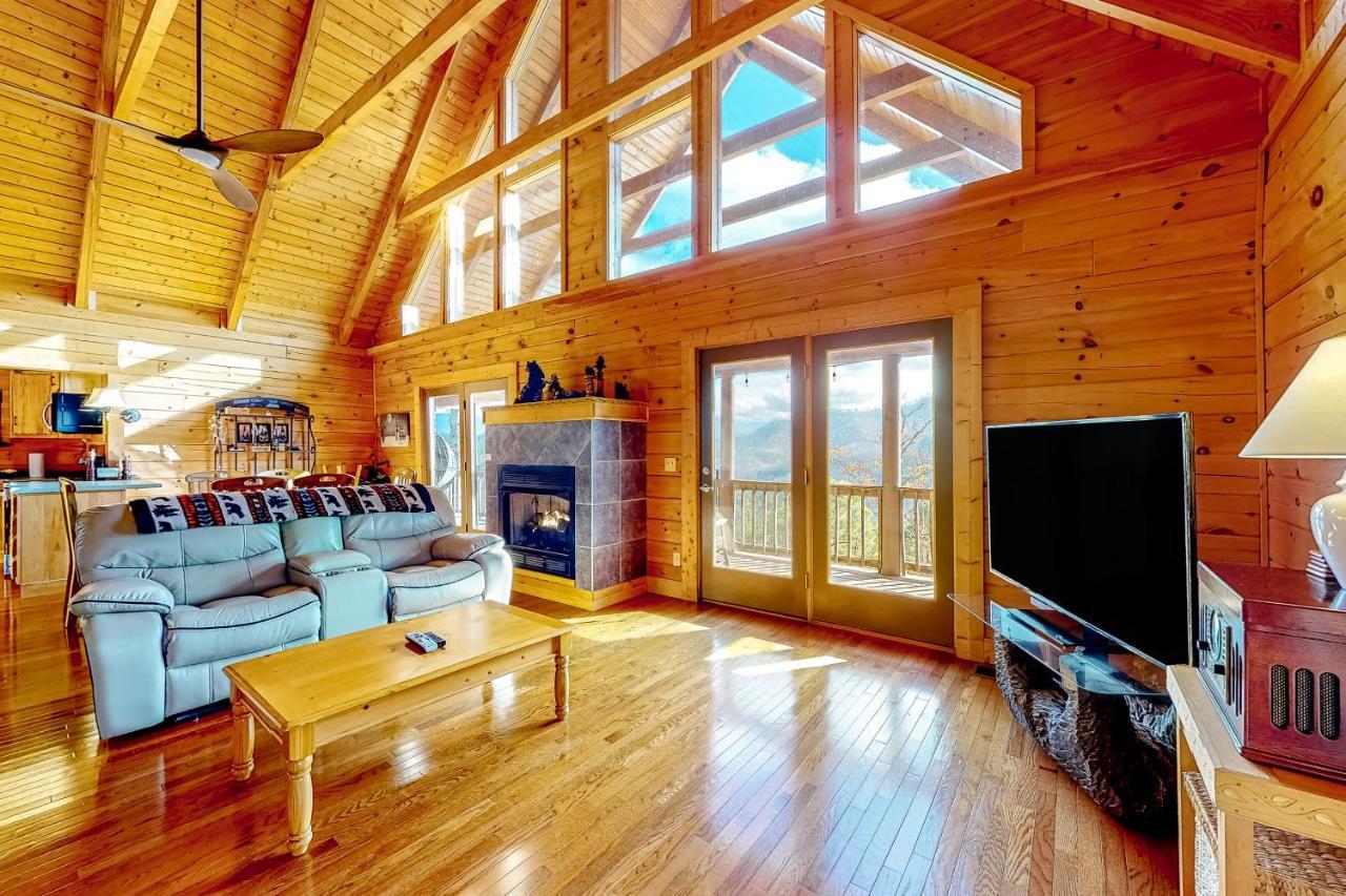 Lazy Bear Lodge Sevierville Exteriör bild