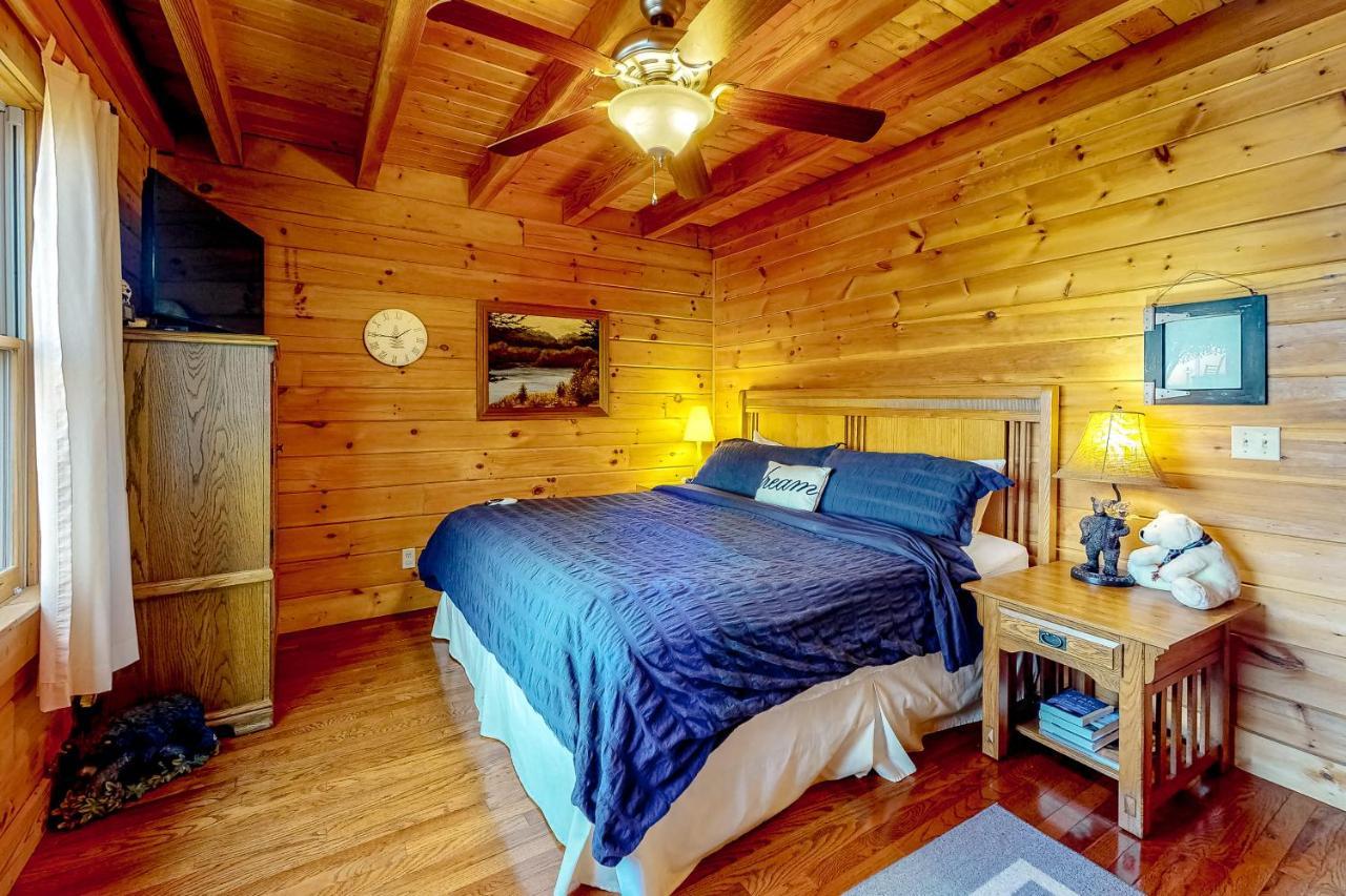 Lazy Bear Lodge Sevierville Exteriör bild