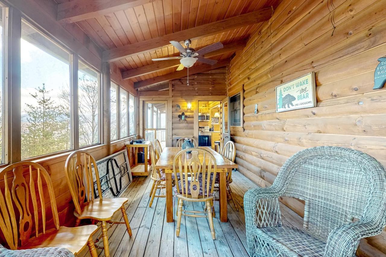 Lazy Bear Lodge Sevierville Exteriör bild