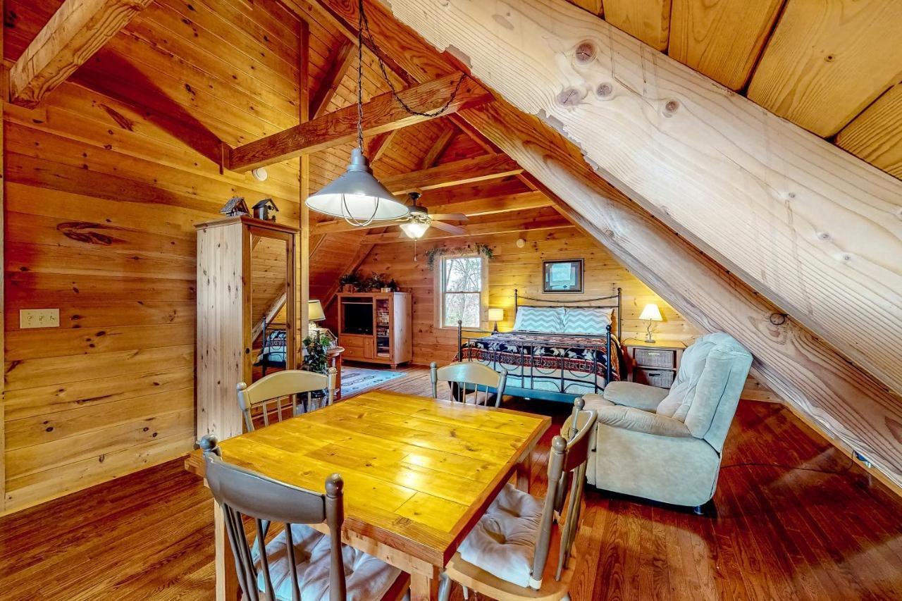 Lazy Bear Lodge Sevierville Exteriör bild
